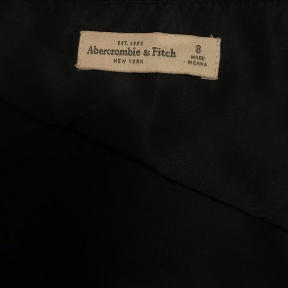 Abercrombie mini skirt NWOT - Picture 4 of 4